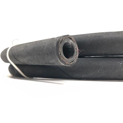 Manguera hidráulica enrollada con alambre-